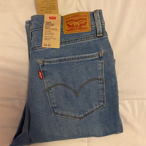 Levi's Denim - Levi 724 High-Rise Straight Jeans